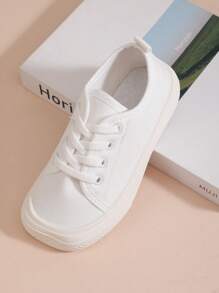 1 Pair White Lightweight PVC Soft Bottom Breathable Round Toe Flat Casual Shoes, Suitable For All Seasons