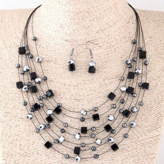 3pcs/Set Geometric Crystal Multilayer Necklace And Earrings Jewelry Set, Fashionable