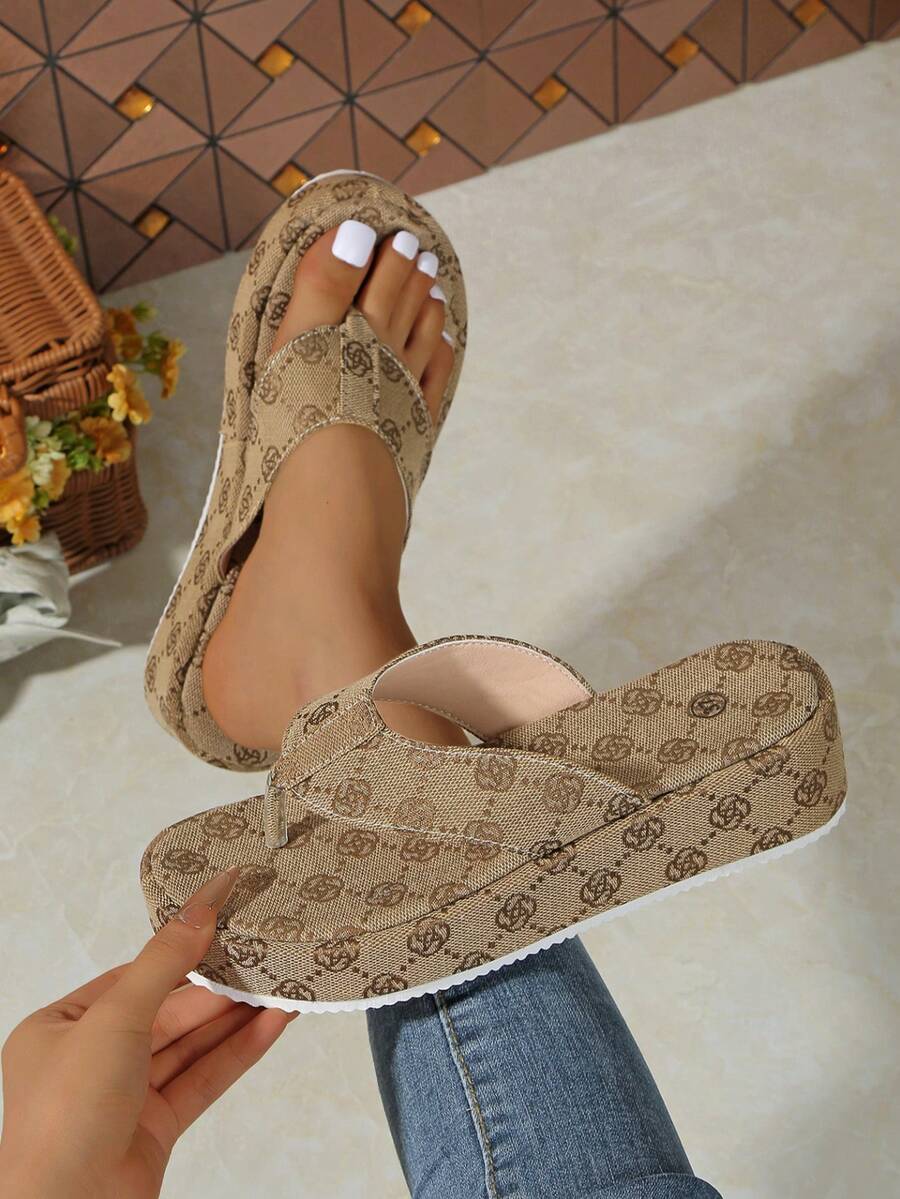 New Women Fashion Printed Minimalist Flat Slip-On Sandals, Round Toe Thick Sole, Suitable For Indoor And Outdoor, Versatile - Brown - View 1