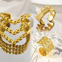 Set de 3 anillos ajustables de acero inoxidable con capas geométricas enchapadas en oro de 18K, cuentas y corona, adecuado para mujeres en eventos diarios, fiestas, banquetes y vacaciones de verano