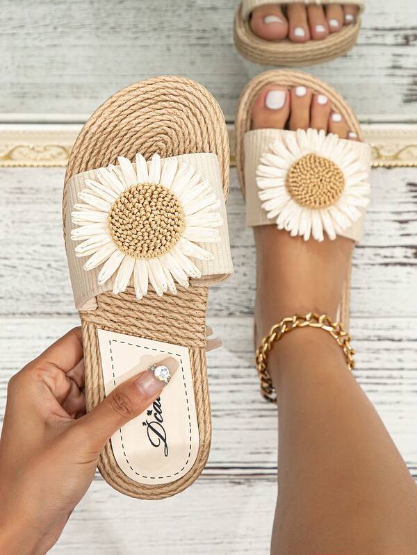 New Spring/Summer Floral Women Slippers, Sunflower Classic Beige Casual Sandals, Lightweight & Comfortable For Beach Or Outdoor