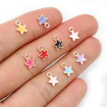 50 Stücke 6*8mm süße emaillierte kleine Sterne Charms Anhänger für Ohrringe Armbänder Halsketten zum selber Basteln von Schmuck Zubehör
