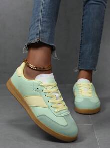 Zapatillas casuales versátiles y de alta calidad de color verde menta para mujer - Elegantes, frescas, con estilo retro, adecuadas para uso casual y diario