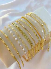 8 Stücke & eleganter Metallarmband-Set mit verschiedenen Elementen wie Perlen, Herzen, Schmetterlingen, Unendlichkeit, Strass, personalisiertes delikates süßes mehrschichtiges Armband, ideal als Geschenk für Freunde, Familie, Geliebte, Feiertage, Partys, Alltagsgebrauch, Jahrestag