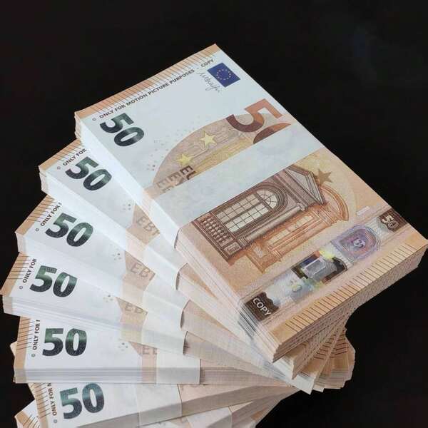 1 set de recuzită pentru jocuri de petrecere, versiune miniaturală de 3 cm * 1,5 cm, replică cu denominație de 50 de euro, reproducere recuzită de divertisment include 5/10/20/50 €, hârtie decorativă de Anul Nou, cadouri de Anul Nou, hârtie decorativă pentru buchete de Ziua Îndrăgostiților, cadouri de sărbători, hârtie decorativă pentru petrecere, hârtie europeană pentru recuzită de film și televiziune, hârtie decorativă pentru filmări, hârtie europeană pentru recuzită este cea mai bună recuzită pentru a arăta bogăția.