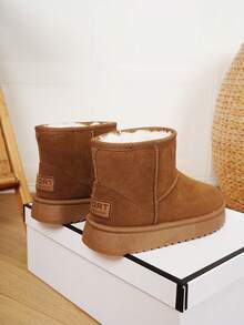 Women's Retro Fashion Elegant Solid Color Outdoor Fleece Snow Boots, Thick Bottom Anti-Slip Short Boots, Warm And Cold-Resistant, Winter New Thick Warm Anti-Freeze Snow Boots, Waterproof Anti-Slip Comfortable Snow Boots, Unisex Design, Outdoor Anti-Slip Comfortable Shoes With Thick Flat Soles Winter Slippers - Yellow - View 2