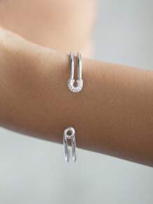 1 Stück elegantes Papierklammer Design 925 Sterlingsilber Armband mit künstlichen Zirkonia Akzenten - ideal für den täglichen Gebrauch, Partys und Bankette für Frauen | Perfektes Muttertags-, Thanksgiving- und Geburtstagsgeschenk für Familie, Freunde und Schwestern