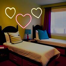 1 件心形霓虹灯标志，LED 霓虹灯符号电池或 USB 供电，装饰台灯和壁灯，适用于流媒体、游戏室、卧室、露营、酒吧、生日派对、婚礼、圣诞节和其他节日的夜灯