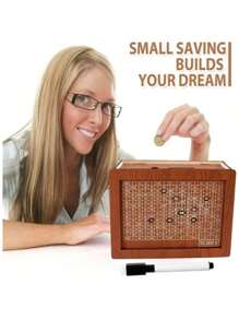 Set de 2 piezas: 1 bolígrafo marcador y 1 alcancía de madera con contador numerado, en tono marrón claro, caja de monedas decorativa de escritorio, artículo esencial para volver al colegio, caja de ahorro de madera para efectivo, nueva caja de ahorro de madera 2025, decoración del hogar, adornos y accesorios de decoración del hogar, caja de ahorro de efectivo, hucha con contador, caja de dinero de madera con ranura para monedas y números, mejor regalo para Halloween, decoración navideña, color y estilo aleatorios