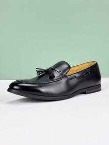 经典复古风格男士一脚蹬乐福鞋，优雅绅士皮鞋，流苏装饰，透气纯色防滑耐用鞋底，适合休闲、通勤、商务、正式场合、毕业典礼、婚礼、派对，适合中年、青年、学生，四季皆宜 - 黑色 - 查看 8