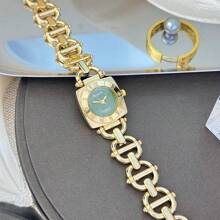 1pc Women's Elegant Retro Hollow Square Metal Roman Numeral Case Bracelet Watch, High-Quality Fashion Quartz Watch