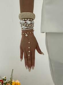 时尚个性化夸张金属手链，百搭手镯腕链