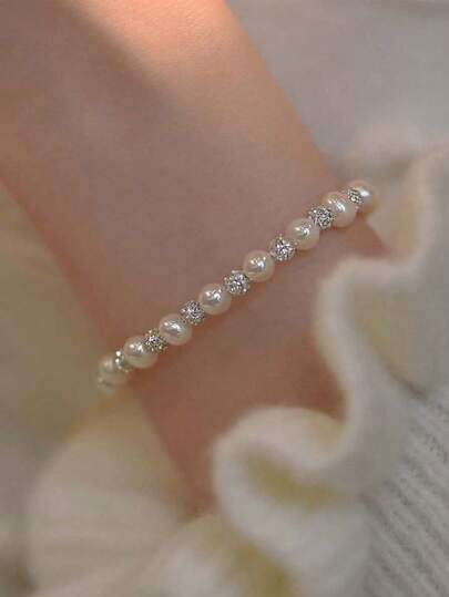 1pc Vintage Beaded Bracelet With Faux Pearls, Elastic Adjustable Wear, Elegant Luxurious French Court Style Pearl Bracelet, Suitable For Parties, Commuting, Gift For Friends