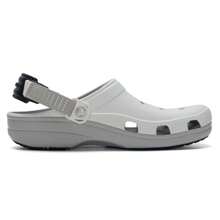 Crocs Zapatillas/sandalias tipo zuecos con diseño clásico de leopardo, cómodas, ligeras, adecuadas para uso diario, viajes al aire libre y ocio, artículo n.º 211287-100