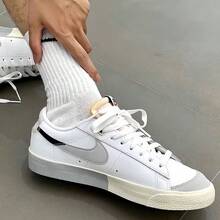 Nike 男士休闲西装帆布运动鞋，夏季新款轻便低帮舒适运动鞋 - 白色 - 查看 7