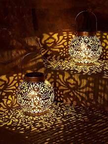 Außendekoration Solar Schmiedeeisen Laterne - Vintage Laserschnitt Hängeleuchte mit Glaspaneelen, wasserdicht für Gartenwege, Bohème Terrasse