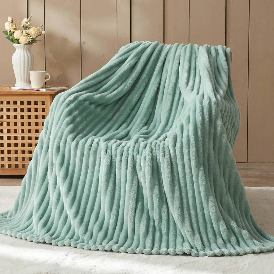 Super Soft King Blanket Pink Premium Silky Flannel Fleece 3D Ribbed Jacquard Lightweight Bed Blanket All Season Use (Pink Ribbed, King(90"X110")) - 新鼠尾草綠羅紋 - 查看 1