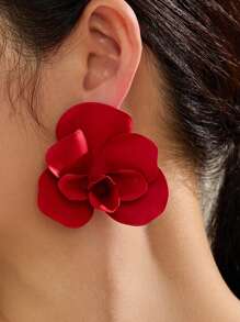 1 paire de boucles d'oreilles cloutées en métal 3D exagérées en forme de fleur, pour femme, usage quotidien, professionnel, voyage, fête