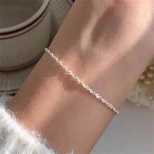 1 Stück silbernes minimalistisches verknüpftes Kettenarmband, nicht verblassend, geeignet für Männer und Frauen, für den täglichen Gebrauch, Dates, Feste, Valentinstag