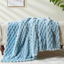 Super Soft King Blanket Pink Premium Silky Flannel Fleece 3D Ribbed Jacquard Lightweight Bed Blanket All Season Use (Pink Ribbed, King(90"X110")) - 藍色 - 查看 6