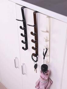 Cârlige suspendate deasupra ușii pentru genți, haine, pălării și alte articole, ideale pentru organizarea camerei de cămin