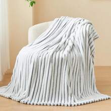 Super Soft King Blanket Pink Premium Silky Flannel Fleece 3D Ribbed Jacquard Lightweight Bed Blanket All Season Use (Pink Ribbed, King(90"X110")) - 黑白羅紋 - 查看 3