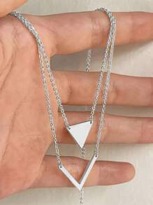 1pc Vintage Geometric Triangle V-Shape Pendant Double-Layer Necklace, Delicate Choker Necklace For Women, Suitable For All Seasons