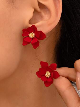 1 对时尚精致花朵耳钉，高品质时尚新款女士设计
