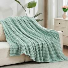 Super Soft King Blanket Pink Premium Silky Flannel Fleece 3D Ribbed Jacquard Lightweight Bed Blanket All Season Use (Pink Ribbed, King(90"X110")) - 新鼠尾草綠羅紋 - 查看 3