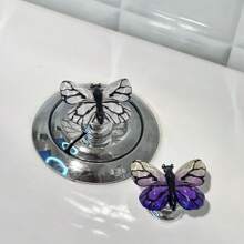 2 Pc Beautiful Gradient Color Imitation Butterfly Toilet Flush Assist Button, Bathroom And Bedroom Accessories, Car Interior Diy Small Ornaments, Can Be Used As Drawer Handles, Wardrobe Handles, Protect Manicures, Making Your Life More Comfortable
