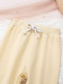 4pcs/Set Casual, Elegant, Sweet, Cute Baby Girls Autumn/Winter Clothing Set, Soft & Comfortable, Letter Slogan Print, Minimalist, Round Neck Long Sleeve Sweatshirt And Bow Decor, Solid Color Elastic Waist Pants - Multicolor - View 9