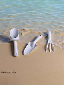 7件/4件/3件/1件儿童小麦秸秆沙滩桶玩具套装，挖沙、戏水，柔软橡胶材质耐用，包含小麦秸秆沙桶、沙滩桶、铲子、耙子、勺子、海洋模具，颜色随机，适合3-6-12岁男孩女孩幼儿