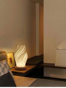 床头灯采用木质底座，采用 PLA 灯罩，支持 12 级可调光，按钮控制，适用于卧室、客厅、宿舍、办公室，也可作为母亲节礼物 - 多款 - 查看 9