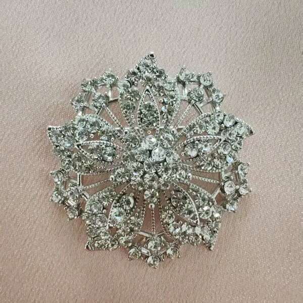 1 pieza Broche de lujo con flores y cristales, accesorio de moda para abrigo, vestido, uso diario