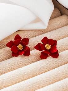 1 对时尚精致花朵耳钉，高品质时尚新款女士设计