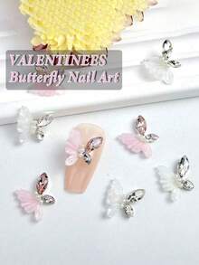 20 件磨砂冰晶蝴蝶指甲饰金属底座闪亮榄尖形水钻美甲装饰日韩风格粉色和白色水钻珍珠指甲宝石 DIY 适用于亚克力压模指甲手机壳鞋子衣服包包美甲用品 - 彩色 - 查看 1