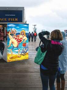 海滩派对人脸背景 3.3 X 5.5 英尺，海滩人脸骷髅照片道具，瘦男人抱着胖女人派对摄影背景，夏季海滩派对装饰，搞笑情侣照片道具 - 彩色 - 查看 7