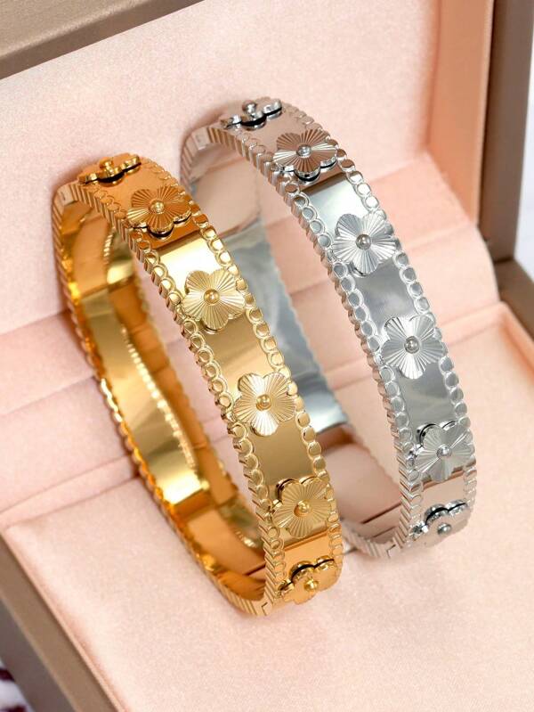 Fashionable Personalized Five-Petal Flower Golden Stainless Steel Women Bracelet Daily Accessory New Style Wristband