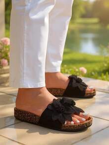 Women's Sandals With Flowers - Black - View 3