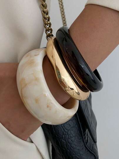 1pc/3pcs/Set Vintage Chic Wide Smooth Resin Cuff Bracelet, Luxurious Casual Everyday Holiday Party Women Couples Jewelry Birthday Gift (The Material And Color Of The Bracelet Are Subject To The Actual Product)