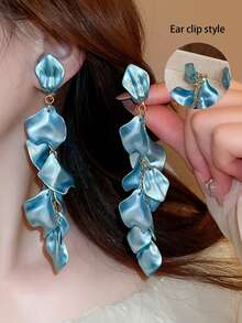 Sky Blue-ear Clip