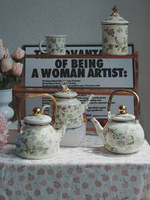 1个金属柄茶壶、木柄茶壶、陶瓷柄茶壶、小茶杯、茶叶罐、手工茶壶、家用搪瓷茶壶、桌面装饰搪瓷壶。这是一款便携式茶壶，非常适合户外露营和冬季室内泡茶。它也是馈赠亲朋好友的绝佳礼物。 - 米色 - 查看 3