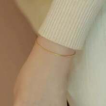 1 pieza Pulsera de cadena de acero inoxidable con diseño de hueso de serpiente en color dorado, elegante y de moda, adecuada para uso diario, Día de San Valentín, fiestas, regreso a la escuela y temporada de graduación