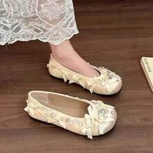 Women Flats
