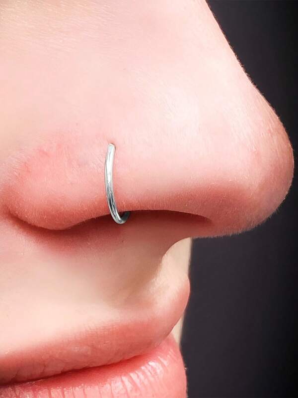 3Pcs Women's Men's Fake Perforated Nose Ring Fashion D-Shaped Punk Non Perforated Nose Clip Stainless Steel Perforated Diaphragm Body Jewelry, Non Perforated Design Fake Nose Ring, Punk Style, Hip Hop Style, D-Shaped Nose Ring, Crystal Nose Ring, Inlaid Zirconia, Fake Perforated Nose Ring, Suitable For Men And Women As Nose Accessories.