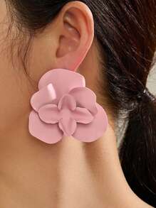 1 paire de boucles d'oreilles cloutées en métal 3D exagérées en forme de fleur, pour femme, usage quotidien, professionnel, voyage, fête