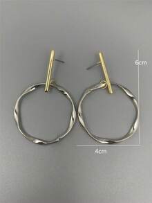 椭圆形金属撞色耳环，时尚简约优雅女士耳钉