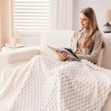 Super Soft King Blanket Pink Premium Silky Flannel Fleece 3D Ribbed Jacquard Lightweight Bed Blanket All Season Use (Pink Ribbed, King(90"X110")) - 象牙 - 查看 5