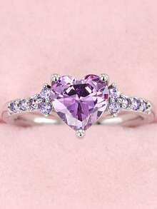 Heart-Shaped Ring For Women, Elegant & Gracious Wedding/Engagement Ring