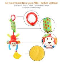 卡通动物毛绒悬挂摇铃婴儿感官音乐玩具，带镜子、皱纹、吱吱声和牙胶，可移动的悬挂娃娃，适合早期发育，婴儿车感官探索音乐婴儿娃娃，婴儿床、汽车座椅的柔软摇铃悬挂毛绒娃娃，婴儿摇铃，新生儿柔软毛绒彩色婴儿娃娃，适合男孩和女孩，带 BB 声音的婴儿摇铃（颜色随机） - 彩色 - 查看 3